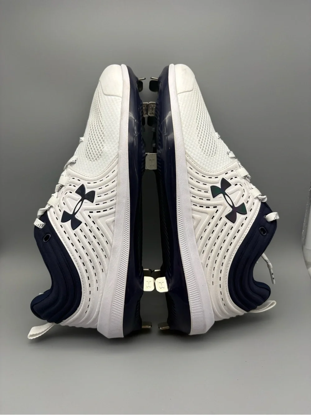 Under Armour | NEW! Glyde Fastpitch Softball Cleats - White Navy Blue ; Womens 8